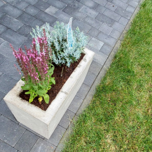 Donica betonowa 56x26x38