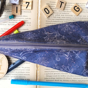 Wodoodporny piórniczek/kosmetyczka/etui na okulary: pajęczynki