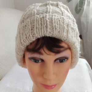 Czapka damska a la Smerfetka oversize