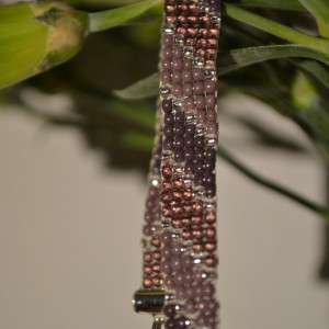 Bransoletka tkana z koralików (brązy skos)