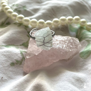 pierścionek regulowany z akwamarynem