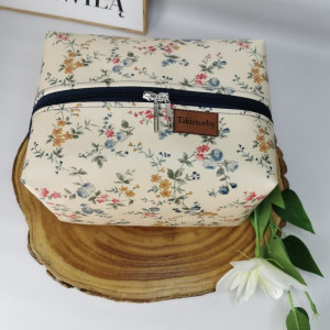 Duży kuferek kosmetyczka  organizer ekoskóra - kwiaty 2