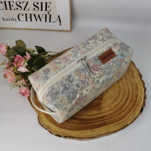 Duży kuferek kosmetyczka  organizer ekoskóra - kwiaty 4