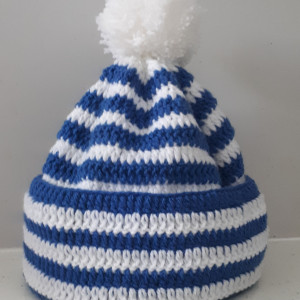 Czapka jak z bajki biało niebieska