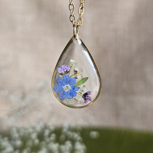 Bukiet kwiatowy łąka Złota zawieszka złoty wisiorek kwiat naszyjnik żywica z żywicy kwiaty łezka łza niezapominajki