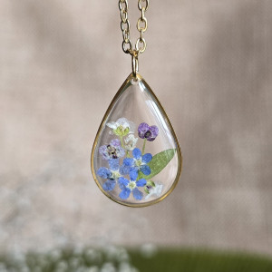 Bukiet kwiatowy łąka Złota zawieszka złoty wisiorek kwiat naszyjnik żywica z żywicy kwiaty łezka łza niezapominajki