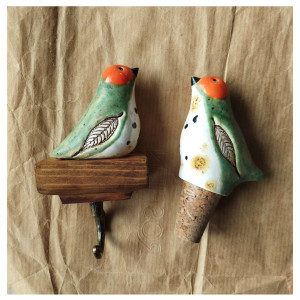 Wieszak z ptaszkiem + korek do wina