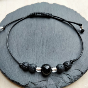 Bransoletka ochronna,czarny turmalin i lawa wulkaniczna.