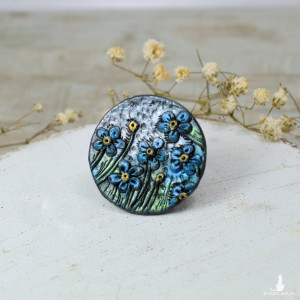 Duży, regulowany pierścionek - niezapominajki