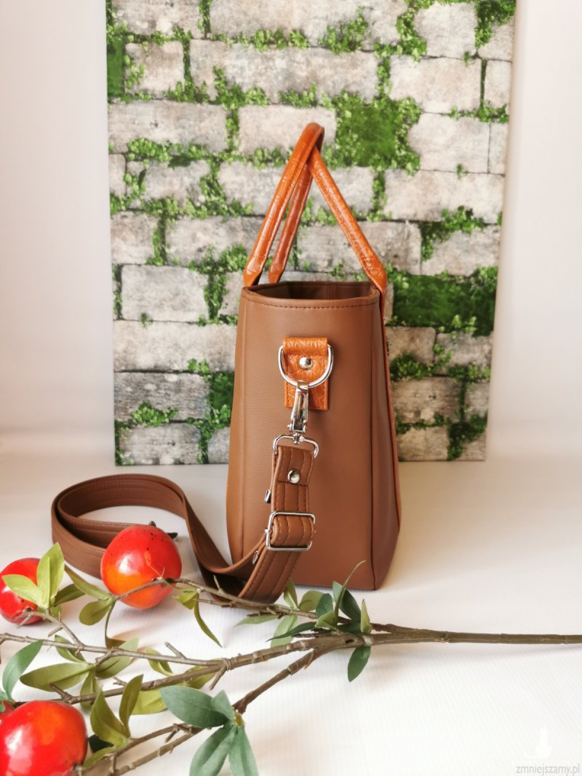 Torebka damska Sara na ramię shopper - brązowa ekoskóra