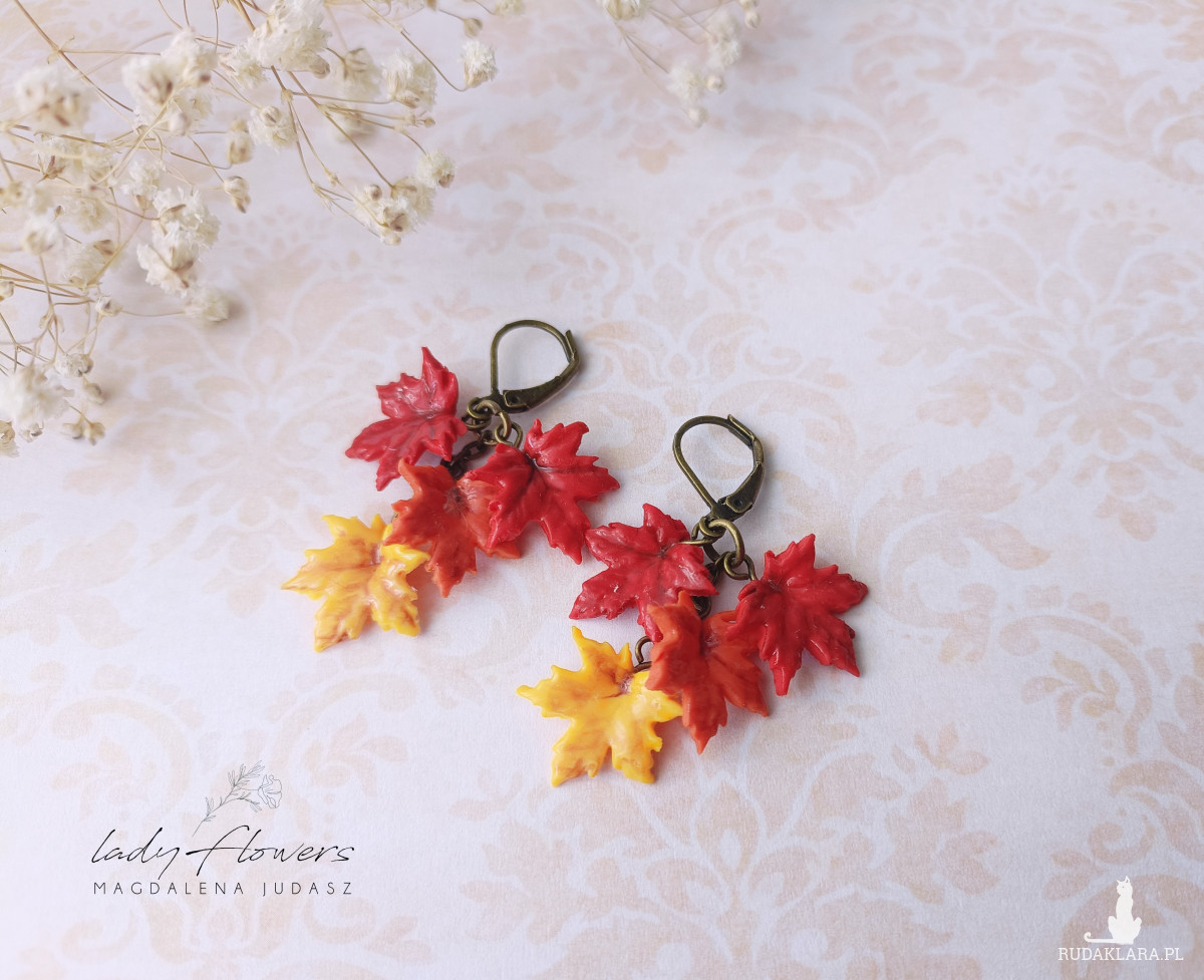 Kolczyki z listkami klonowymi