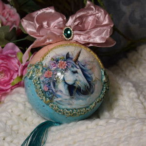 Bombka, bombki  na choinkę, dekoracja świąteczna