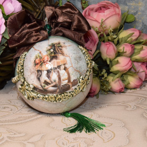 Bombka, bombki  na choinkę, dekoracja świąteczna