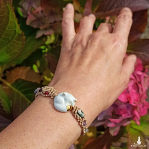 LISEK porcelanowy Rubin Turmalin Ametyst w makramie bransoletka pleciona DelfinaDolls mikro makrama