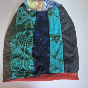 Czapka patchworkowa w kolorach