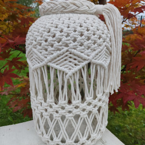 Lampion w stylu Boho wykonany metodą makramy