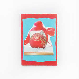 niebiesko czerwona kartka na Boże Narodzenie, świąteczna kartka z bombką, bombki kartki na Boże Narodzenie, kartki na Nowy Rok, świąteczne kartki dla firm, fajne kartki z bombkami