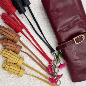 Chwosty podwójne  zawieszki do kluczy czy torebki