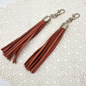 Długi chwost  do torebki , paska  czy kluczy  ,skóra naturalna