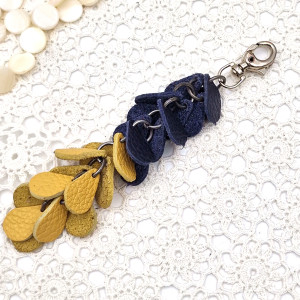 Zawieszka brelok skóra naturalna łezki dwukolorowe