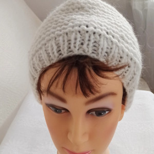 Moherowa czapeczka damska