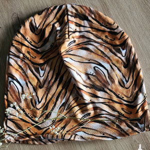 Czapka w akwarelowy motyw tygrysa abstrakcji dla każdego