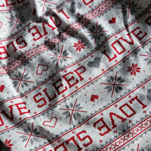 Czapka w motywie skandynawskim Love dla każdego