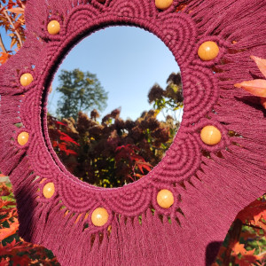 Mandala z lusterkiem w kolorze burgundowym