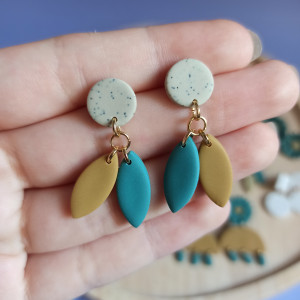 Kolczyki sztyfty podwójne listki