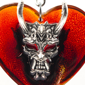 Brelok gotycki serce z demonem