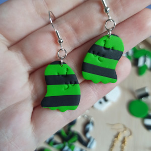 Halloweenowe kolczyki duszki w paski