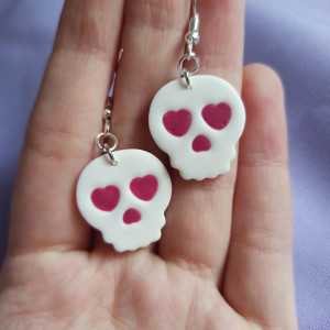 Halloweenowe kolczyki białe czaszki