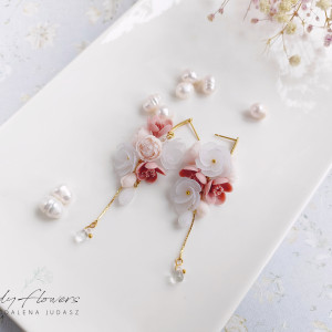 Eleganckie kolczyki z kwiatami
