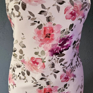 Fartuch, fartuszek klasyczny w dwóch wzorach kwiatowy i paski