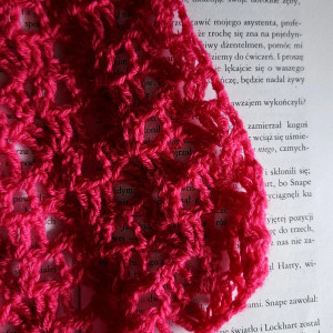 Szalik ręcznie wykonany na szydełku SZ01