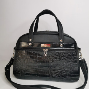 Torebka damska kuferek kolor czarny