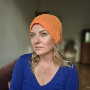 Czapka pomarańczowa uniwersala