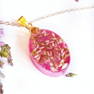 Uroczy wisiorek z wrzosem