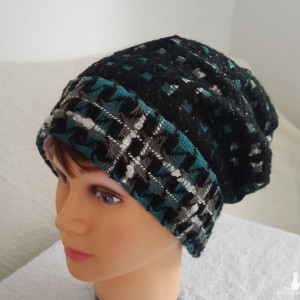 Żakardowa czapka z otokiem na podszewce