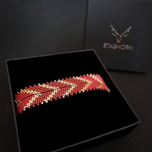 Jesienna Czerwona Bransoletka "Jodełka"