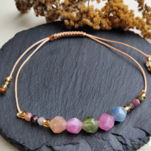 Bransoletka z kolorowym turmalinem i wielobarwnym kwarcem