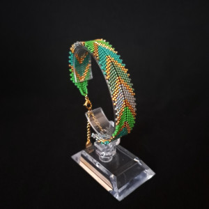 Elegancka Zielona Bransoletka z Koralików