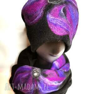 komplet wełniany czarny wełna merynosy kwiaty