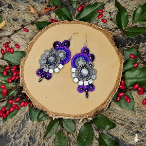 Mahiya - fioletowo srebrne kolczyki sutasz