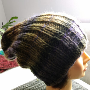 Czapka zimowa ręcznie zrobiona