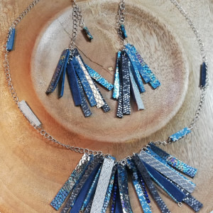 Komplet biżuterii kolczyki i naszyjnik z włoskiej skóry oraz stali chirurgicznej