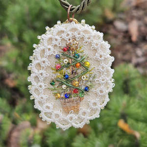 Choinka medalion haftowany