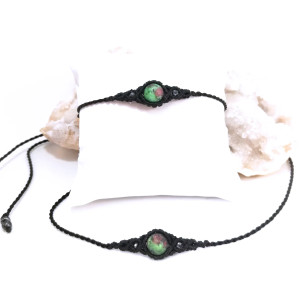 UNO zoisyt z rubinem w makramie czarny bransoletka i choker pleciony boho