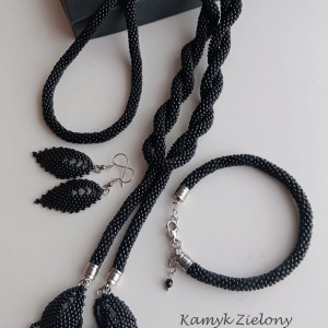 Komplet czarny - lariat, bransoletka, kolczyki - wykończenia stal chirurgiczna