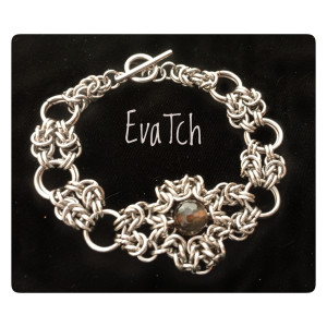 Bransoletka handmade ze stali szlachetnej z sardonyksem - technika chainmaille